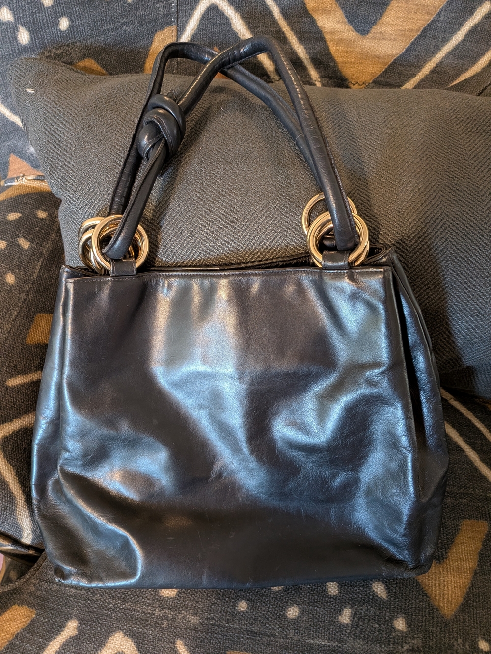 Vintage BALLY Black Soft Leather Slouchy Hobo Shoulder Bag Gold Rings Italy